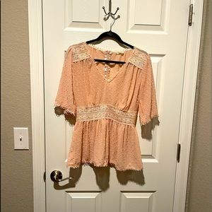 Pol lacy pink babydoll short sleeve blouse.. Size Small